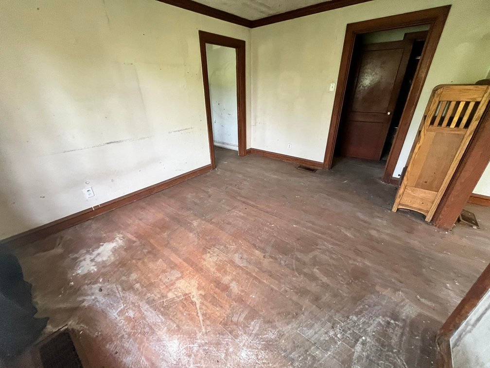 Image for SOLD $26,950 - 2 Bedroom Project Home on Over an Acre near Charleston