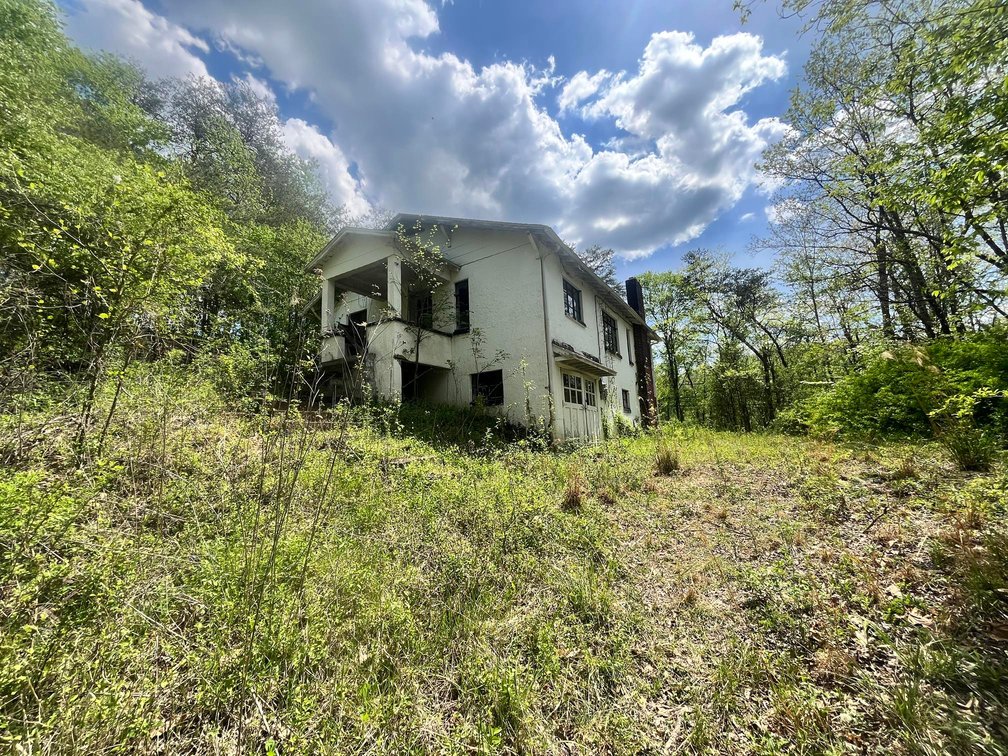 Image for SOLD $26,950 - 2 Bedroom Project Home on Over an Acre near Charleston