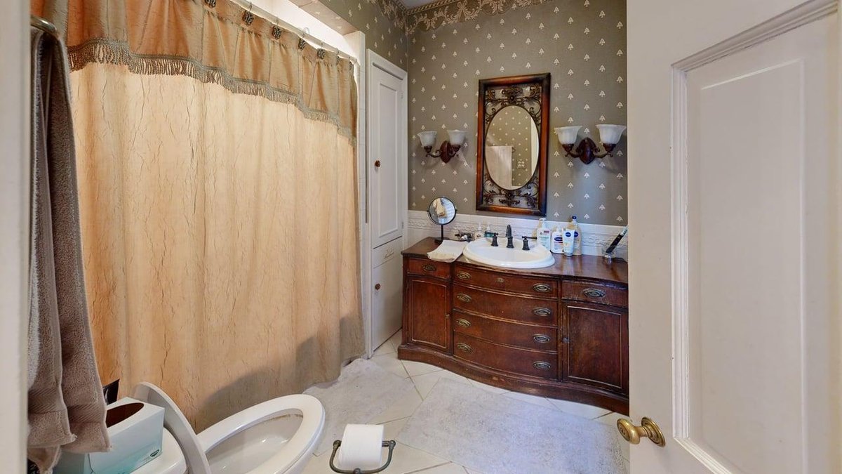 Image for Classic 4 Bedroom Brick Colonial w/ Basement Bar & Garage in Clarksburg