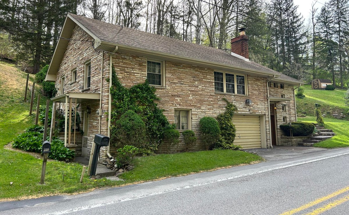 Image for SOLD $84,700 - 3 Bedroom Stone Home on a Spacious Lot in Marion County