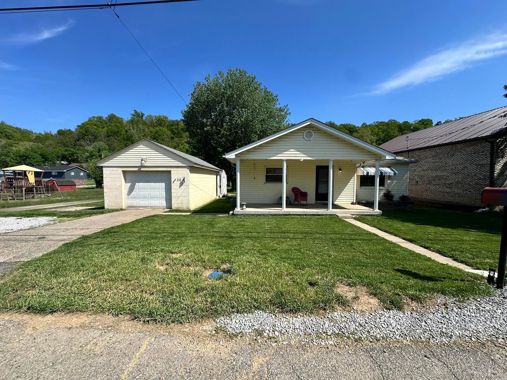 Image for SOLD $67,100 - 2 Bedroom on a Spacious Lot in Nitro