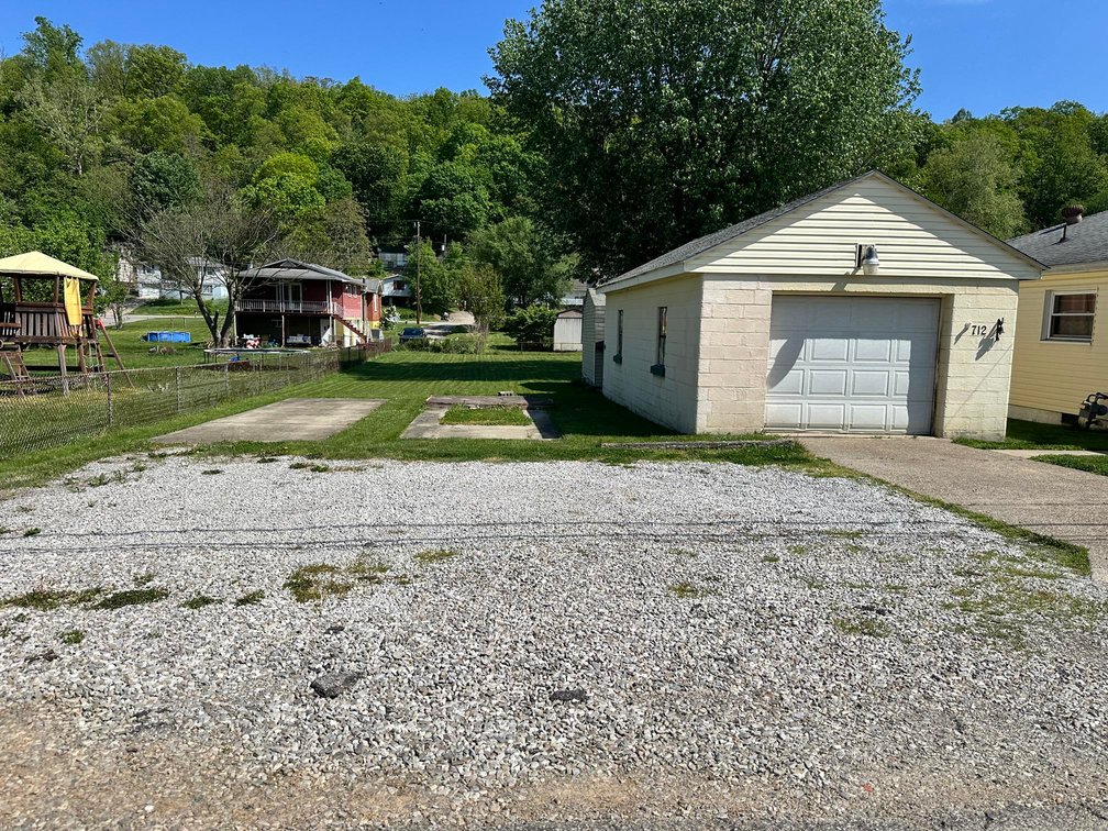 Image for SOLD $67,100 - 2 Bedroom on a Spacious Lot in Nitro