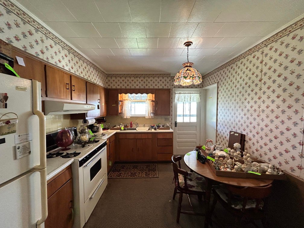 Image for SOLD $115,500 - 2 Bedroom Cape Cod on Nearly Half Acre in Washington