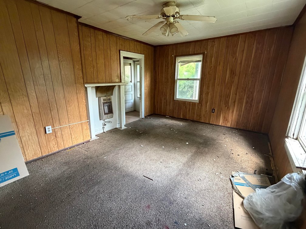 Image for SOLD $28,875 - 3-Unit Apartment Building in Nitro