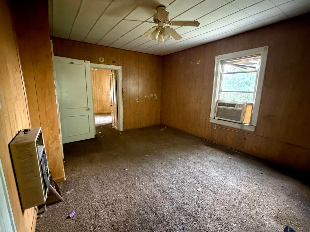 Image for SOLD $28,875 - 3-Unit Apartment Building in Nitro