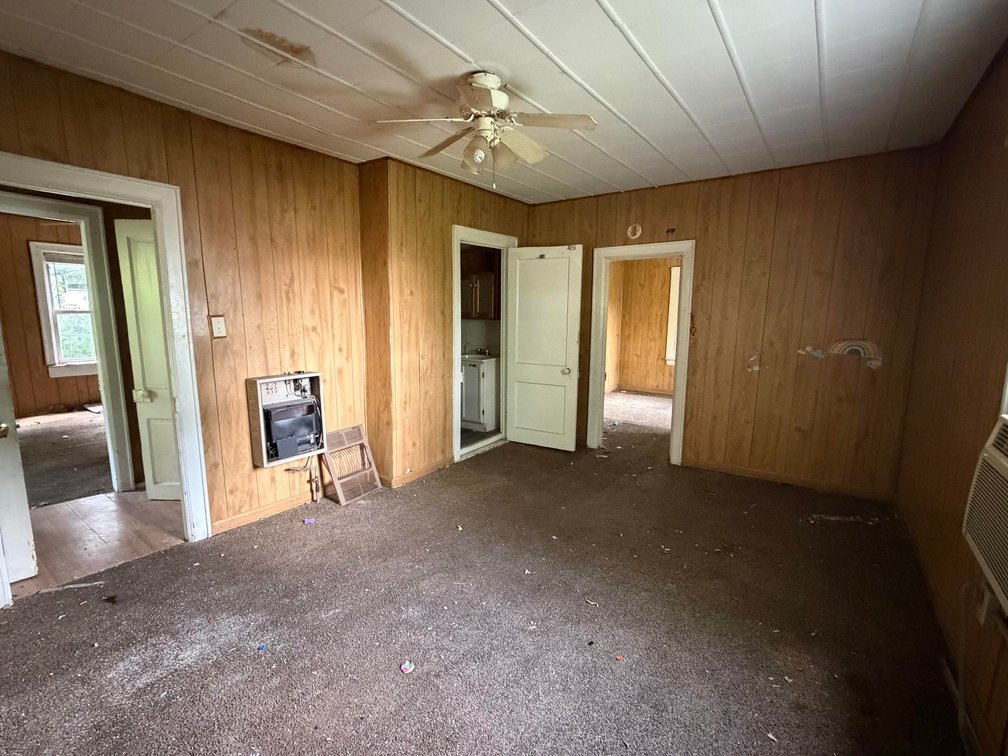 Image for SOLD $28,875 - 3-Unit Apartment Building in Nitro