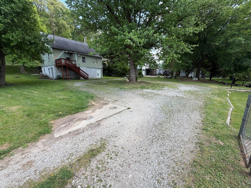 Image for SOLD $28,875 - 3-Unit Apartment Building in Nitro