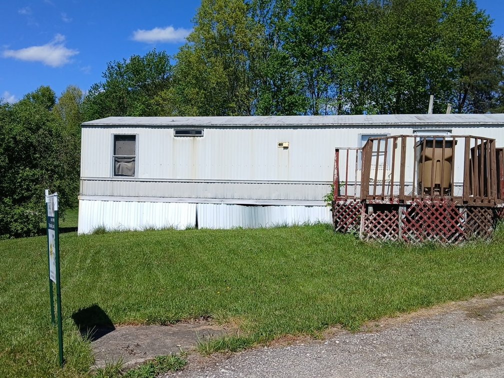 Image for SOLD $93,500 - 2.87 Acres with 2 Mobile Homes Prime for Development in Teays Valley
