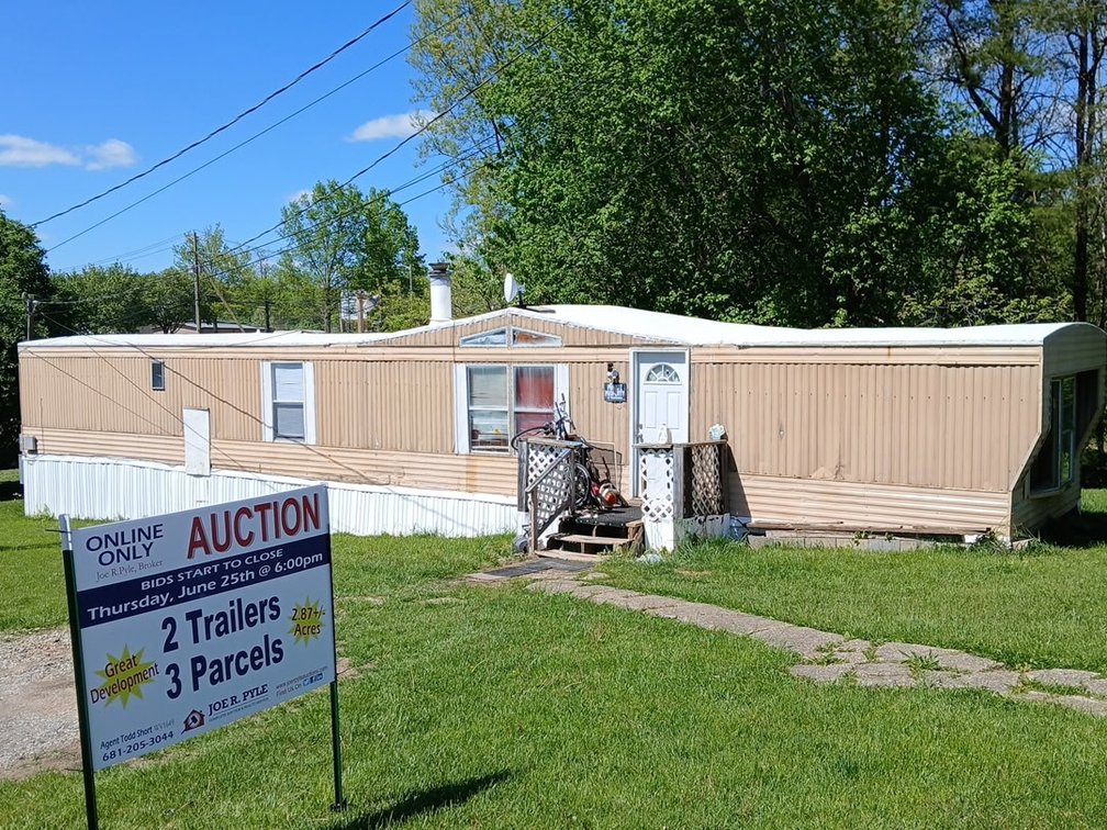 Image for SOLD $93,500 - 2.87 Acres with 2 Mobile Homes Prime for Development in Teays Valley