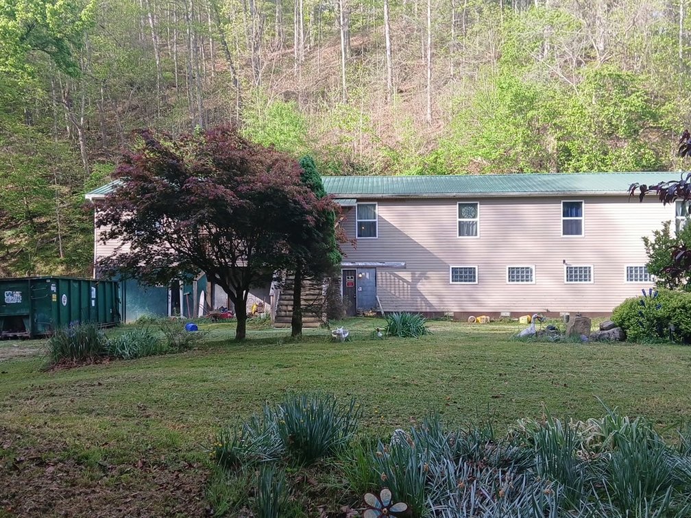 Image for SOLD $121,000 - Spacious 4 Bedroom on Over 8 Acres in Roane County