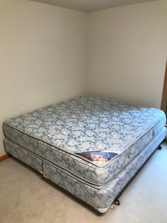 King size bed