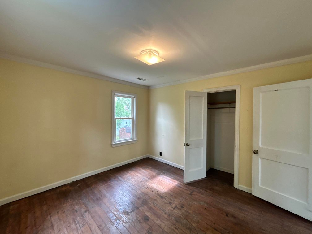 Image for SOLD $100,100 - Triplex and Duplex on a Nice Lot in Vienna