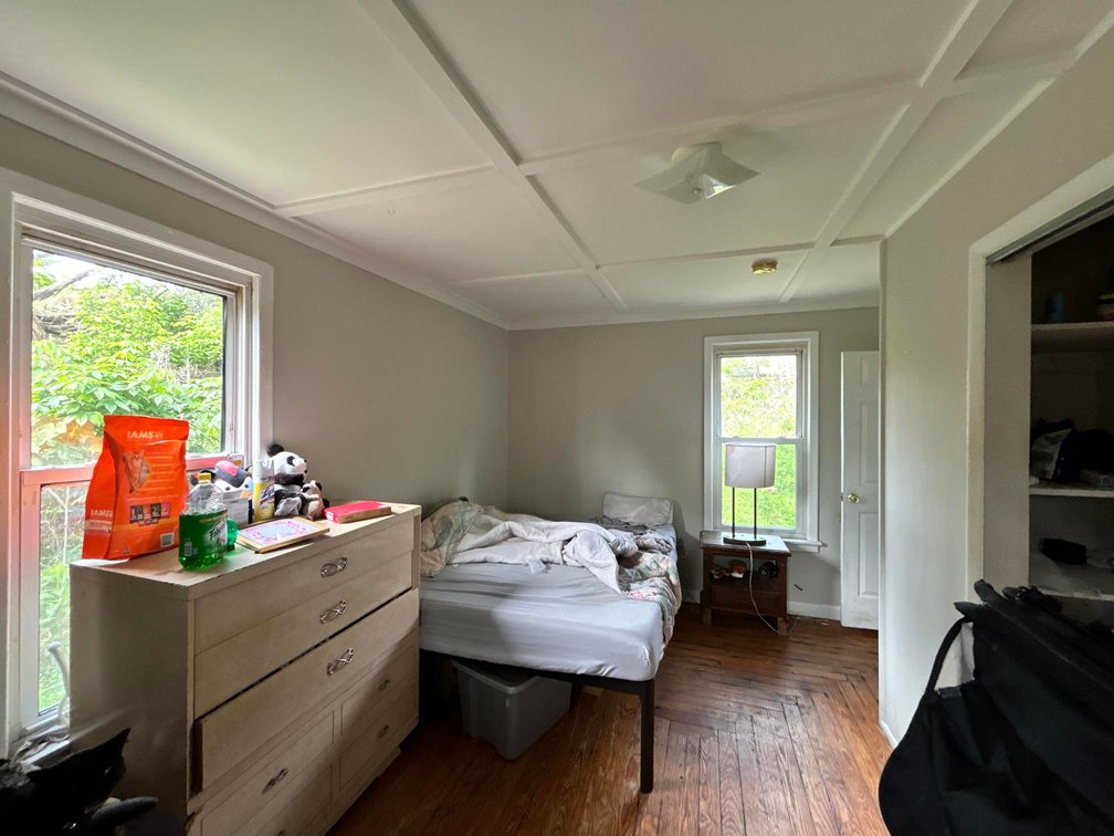Image for SOLD $100,100 - Triplex and Duplex on a Nice Lot in Vienna