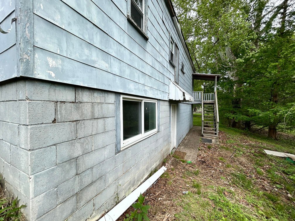 Image for SOLD $100,100 - Triplex and Duplex on a Nice Lot in Vienna