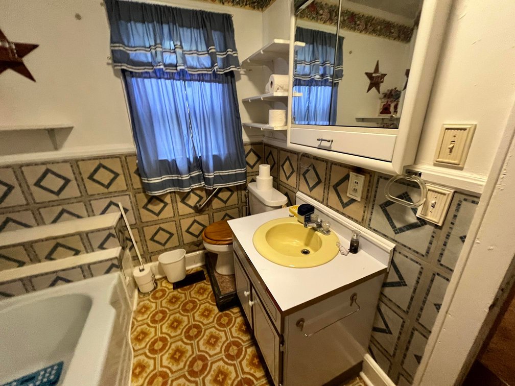 Image for SOLD $35,200 - Cozy Home in Dunbar