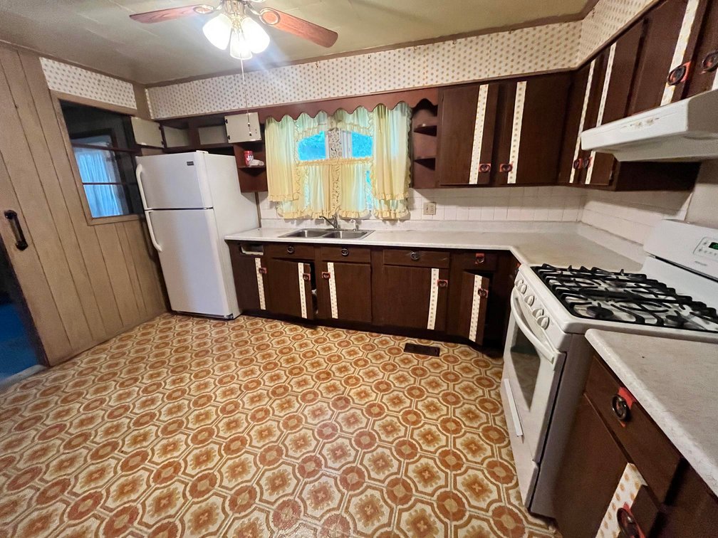 Image for SOLD $35,200 - Cozy Home in Dunbar