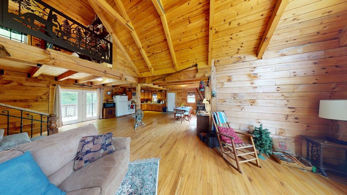 Image for SOLD $258,500 - Beautiful Log Home on 4 Acres Minutes from The Elk Springs Resort