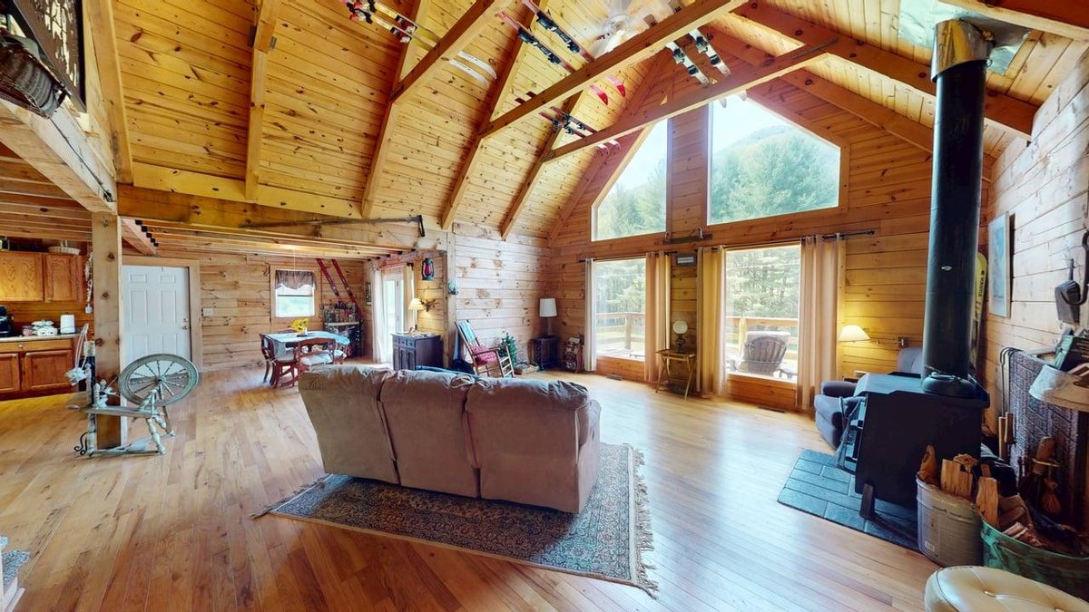 Image for SOLD $258,500 - Beautiful Log Home on 4 Acres Minutes from The Elk Springs Resort