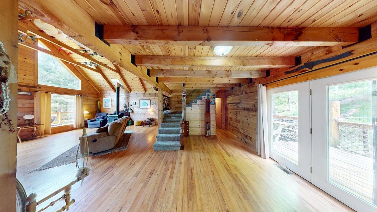 Image for SOLD $258,500 - Beautiful Log Home on 4 Acres Minutes from The Elk Springs Resort