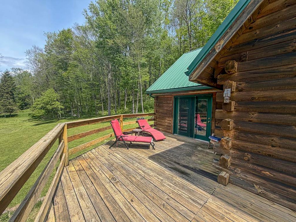 Image for SOLD $258,500 - Beautiful Log Home on 4 Acres Minutes from The Elk Springs Resort