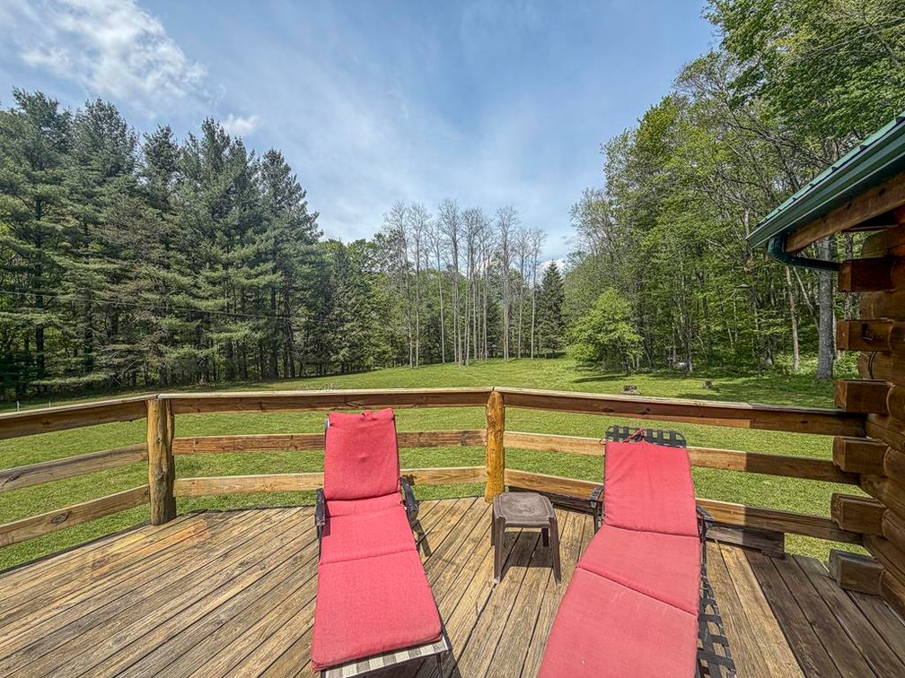 Image for SOLD $258,500 - Beautiful Log Home on 4 Acres Minutes from The Elk Springs Resort