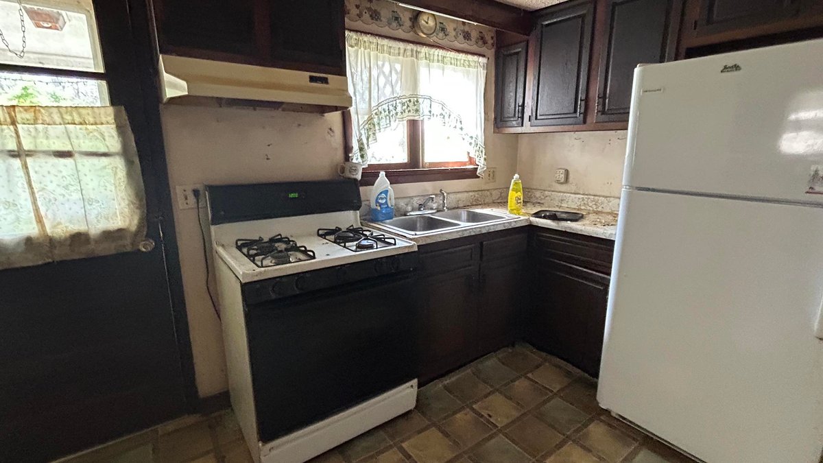 Image for SOLD $88,000 - Rustic Mountain Cottage on Nearly 2.5 Acres in Petersburg Selling to the Highest Bidder