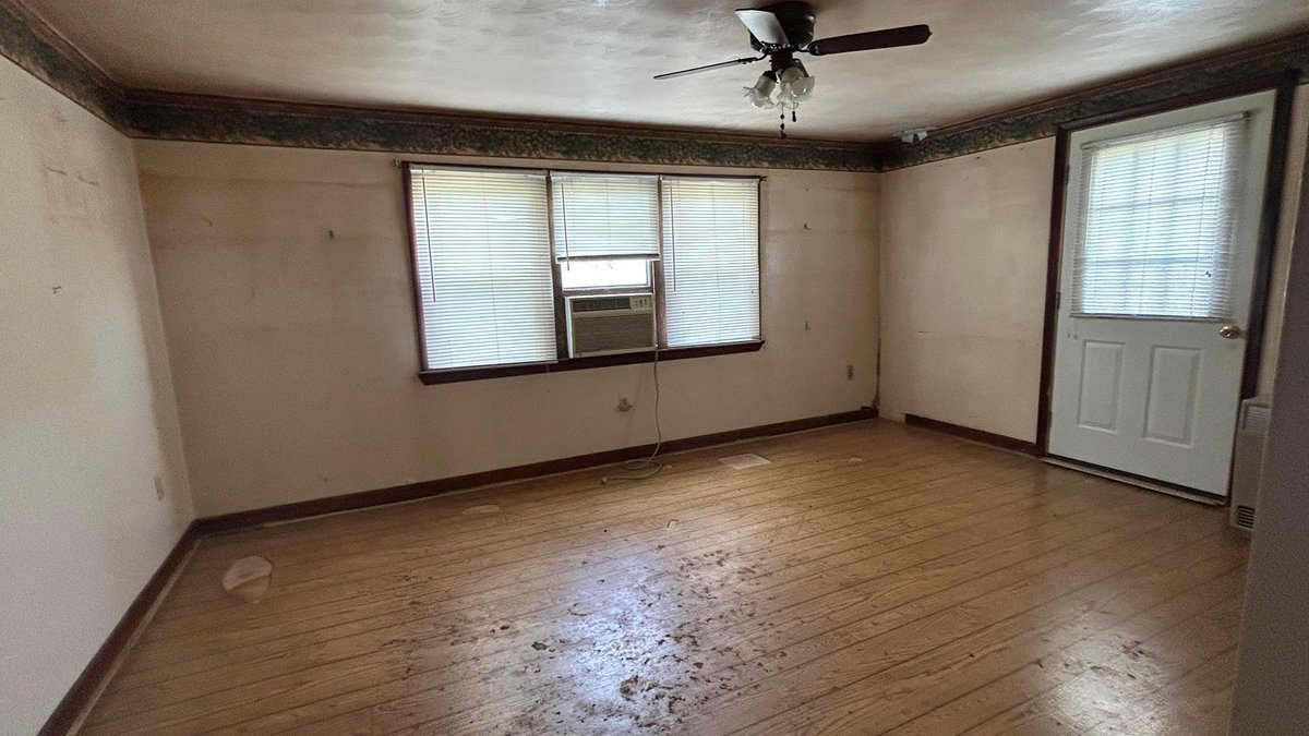 Image for SOLD $88,000 - Rustic Mountain Cottage on Nearly 2.5 Acres in Petersburg Selling to the Highest Bidder