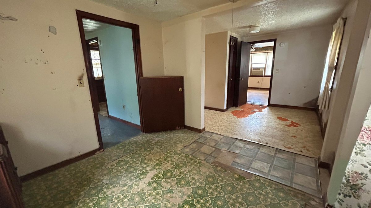 Image for SOLD $88,000 - Rustic Mountain Cottage on Nearly 2.5 Acres in Petersburg Selling to the Highest Bidder