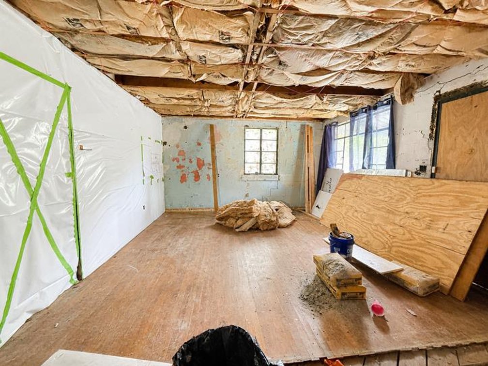 Image for SOLD - Mixed-Use Property on an Acre in Charleston Selling to the Highest Bidder
