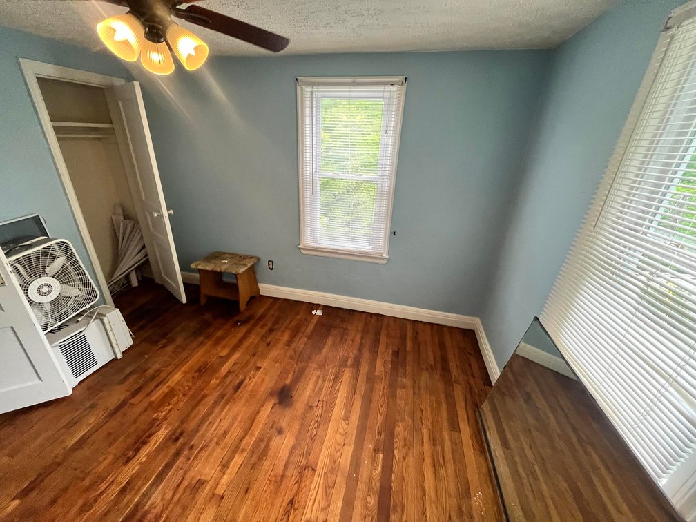 Image for SOLD $35,200 - 3 Bedroom in a Convenient Charleston Location