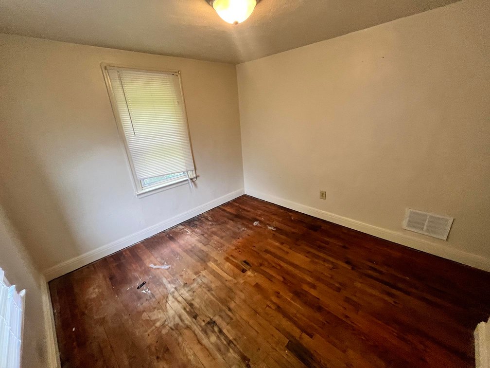 Image for SOLD $35,200 - 3 Bedroom in a Convenient Charleston Location
