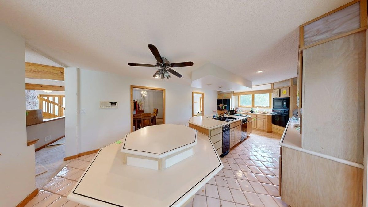 Image for SOLD $750,000 - Exceptional 6 Bedroom on the 17th Green at Lakeview Golf Course