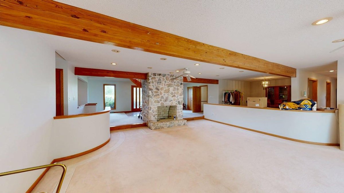 Image for SOLD $750,000 - Exceptional 6 Bedroom on the 17th Green at Lakeview Golf Course