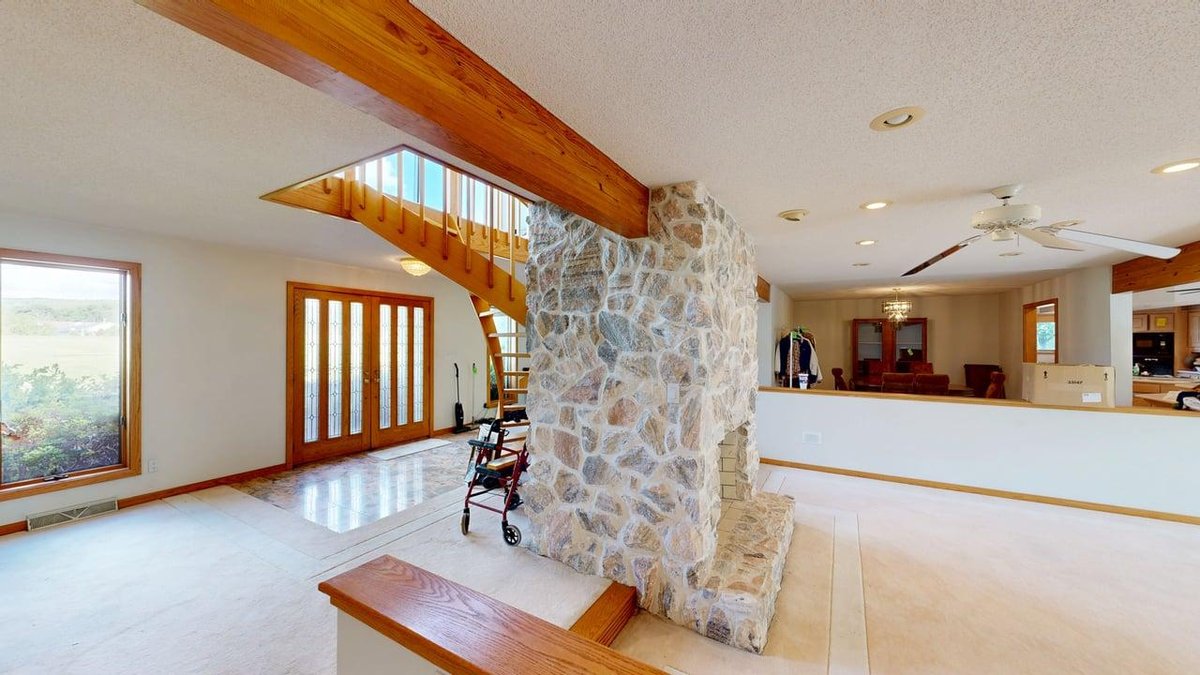 Image for SOLD $750,000 - Exceptional 6 Bedroom on the 17th Green at Lakeview Golf Course