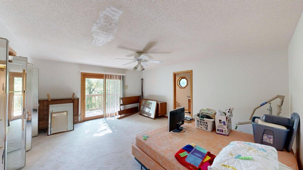 Image for SOLD $750,000 - Exceptional 6 Bedroom on the 17th Green at Lakeview Golf Course