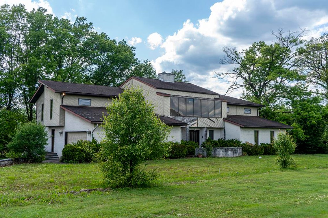 Image for SOLD $750,000 - Exceptional 6 Bedroom on the 17th Green at Lakeview Golf Course