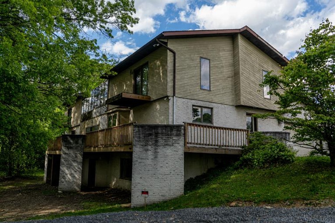 Image for SOLD $750,000 - Exceptional 6 Bedroom on the 17th Green at Lakeview Golf Course