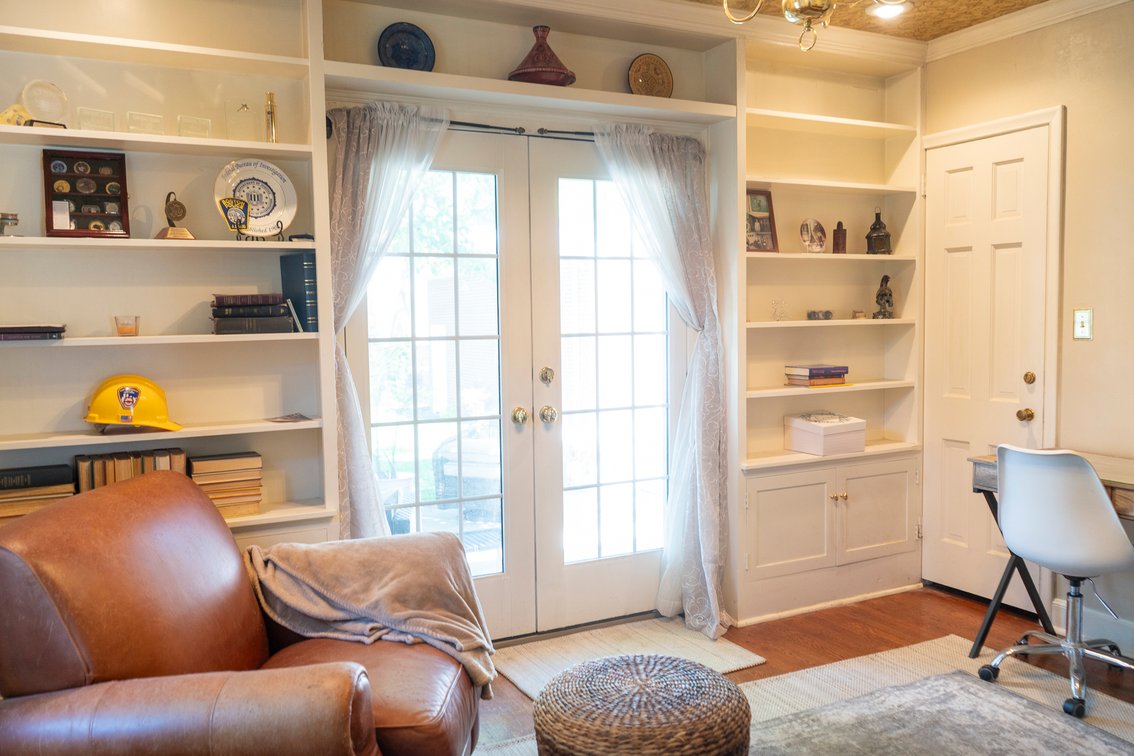 Image for Classic 4 Bedroom Brick Colonial w/ Basement Bar & Garage in Clarksburg