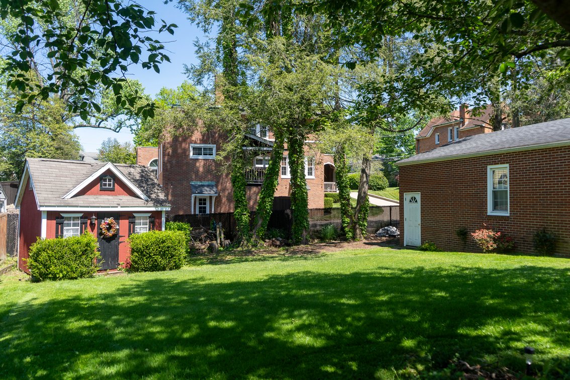 Image for Classic 4 Bedroom Brick Colonial w/ Basement Bar & Garage in Clarksburg