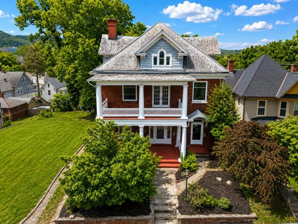 Image for Upscale Duplex in the Heart of Roanoke, Virginia