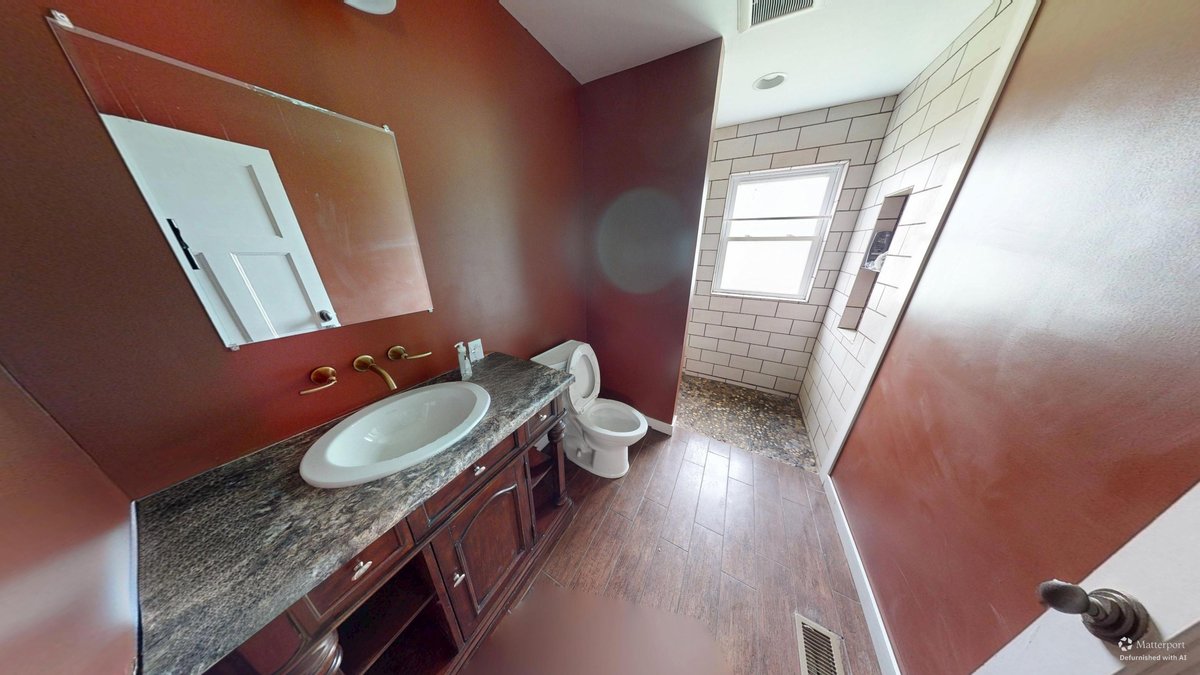 Image for SOLD $194,700 - 4 Bedroom Home on Corner Lot in Huntington