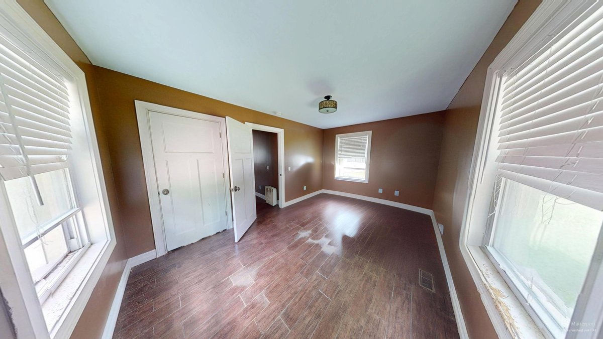 Image for SOLD $194,700 - 4 Bedroom Home on Corner Lot in Huntington