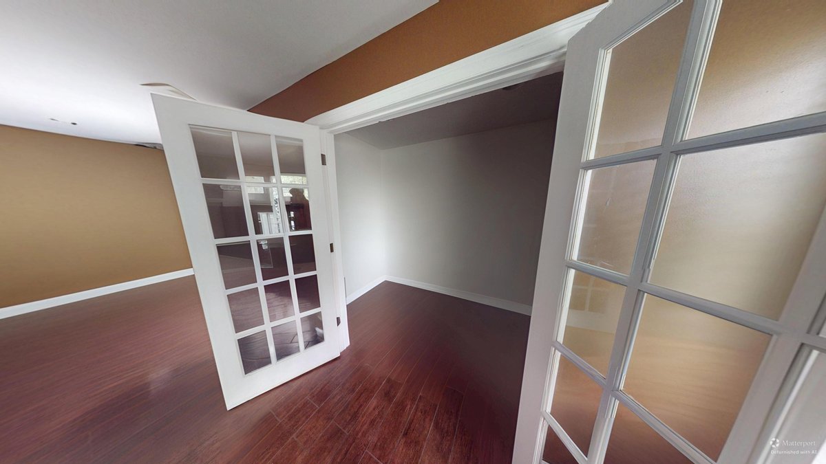 Image for SOLD $194,700 - 4 Bedroom Home on Corner Lot in Huntington
