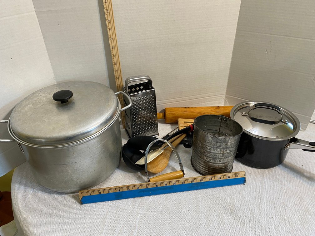 Kitchen utensils