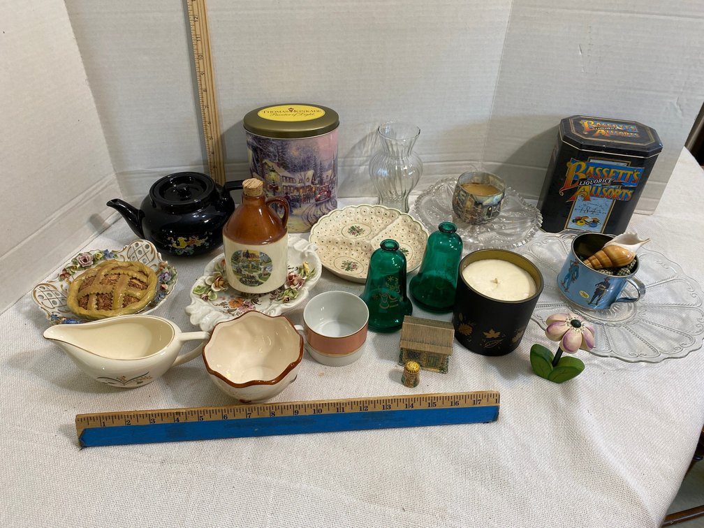 Decorator items
