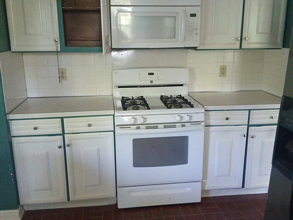 Image for SOLD $77,000 - 4 Bedroom in Parkersburg’s North Hills Estates Ideal for a Remodel or Flip