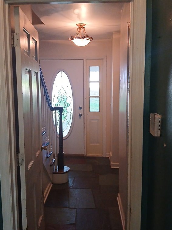 Image for SOLD $77,000 - 4 Bedroom in Parkersburg’s North Hills Estates Ideal for a Remodel or Flip