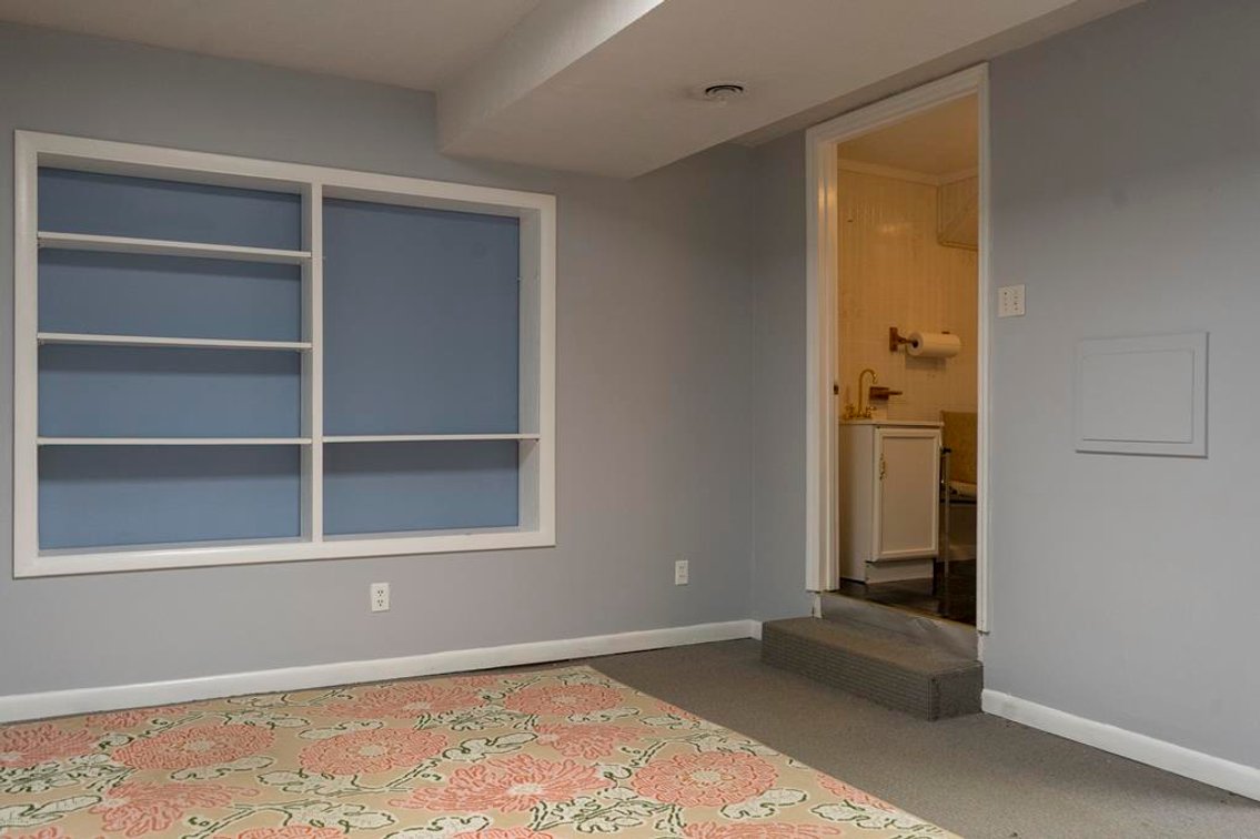 Image for SOLD $184,800 - Flexible Commercial Space with Onsite Parking & No Zoning Restrictions