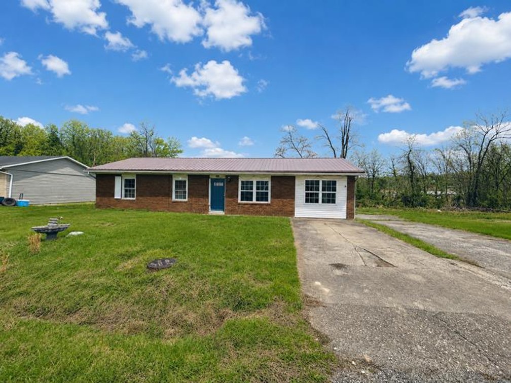 Image for SOLD $44,000 - 2 Bedroom Ashland Home Ready for a Remodel