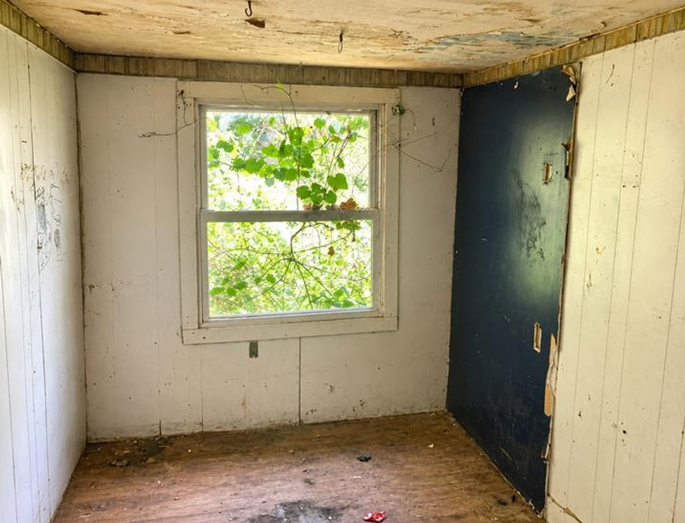 Image for SOLD - 2 Bedroom Project Home in Marion County Selling to the Highest Bidder